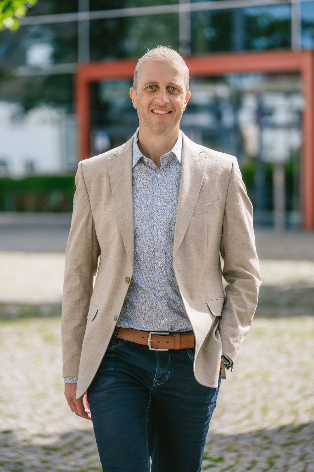 Dominik Meier, Business & IT Executive