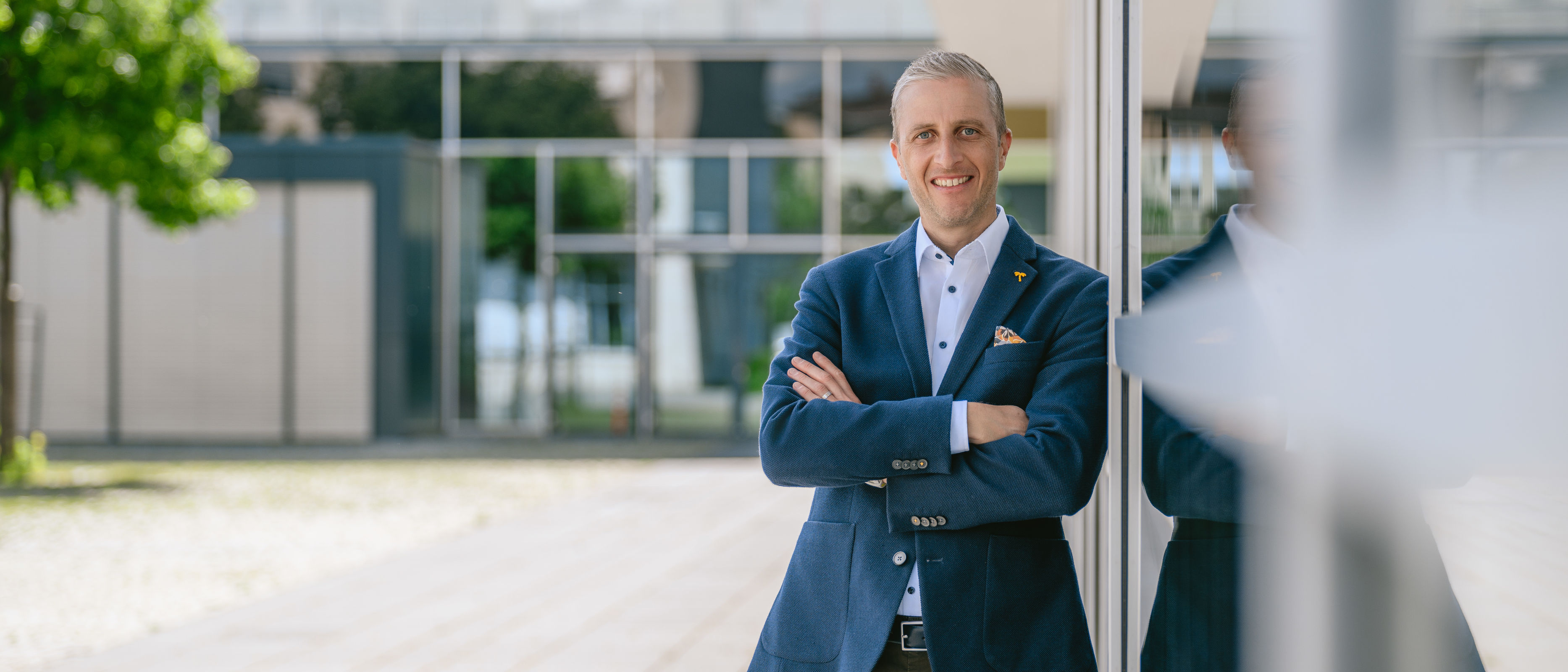 Dominik Meier, Business & IT Executive